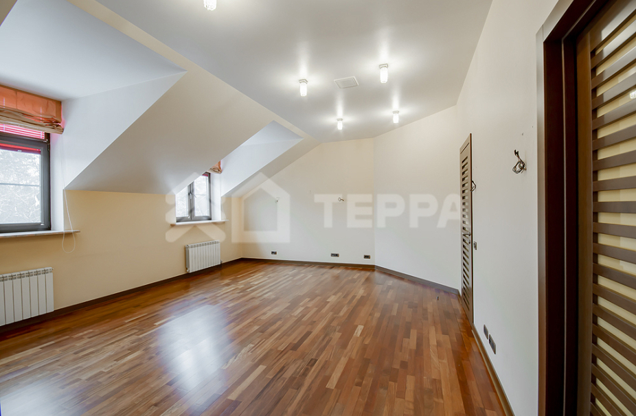 Объект ID 15943 - Таунхаус