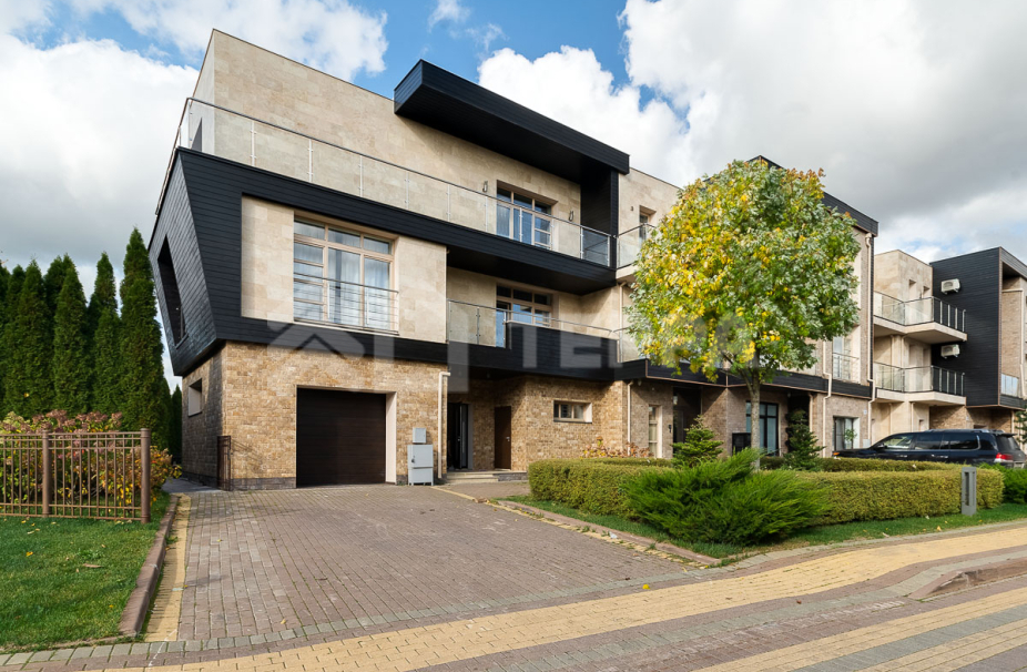 Объект ID 17379 - Таунхаус